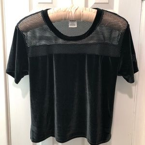 PINK Victorias Secret Black Crop Velvet Tee W/Mesh Sz M